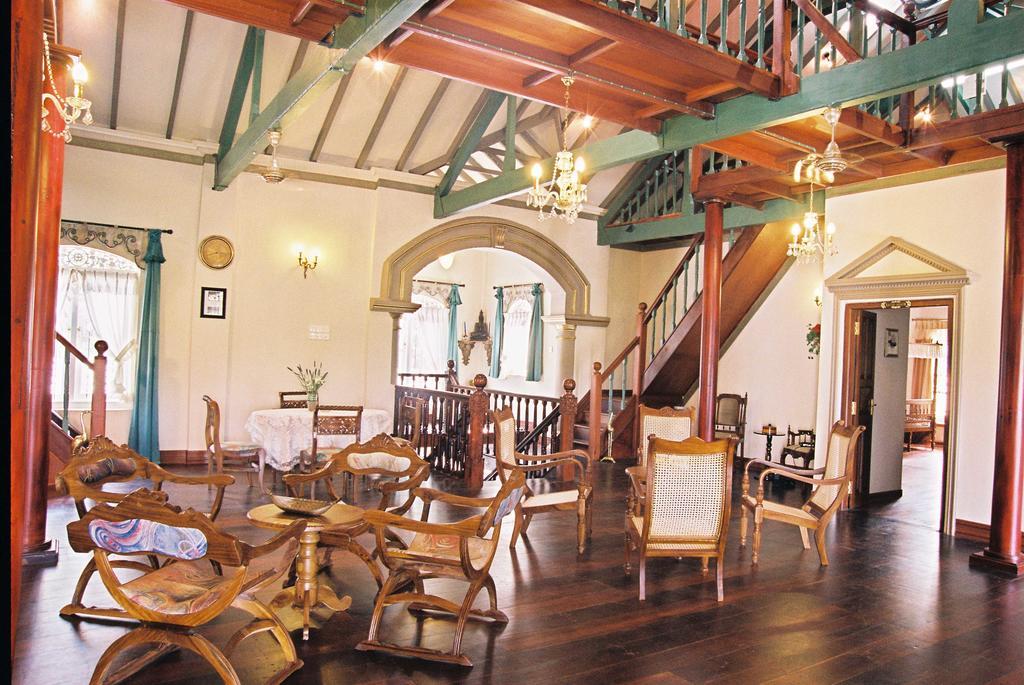 Готель Manor House Embulpure Екстер'єр фото