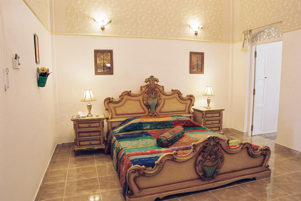 Готель Manor House Embulpure Екстер'єр фото