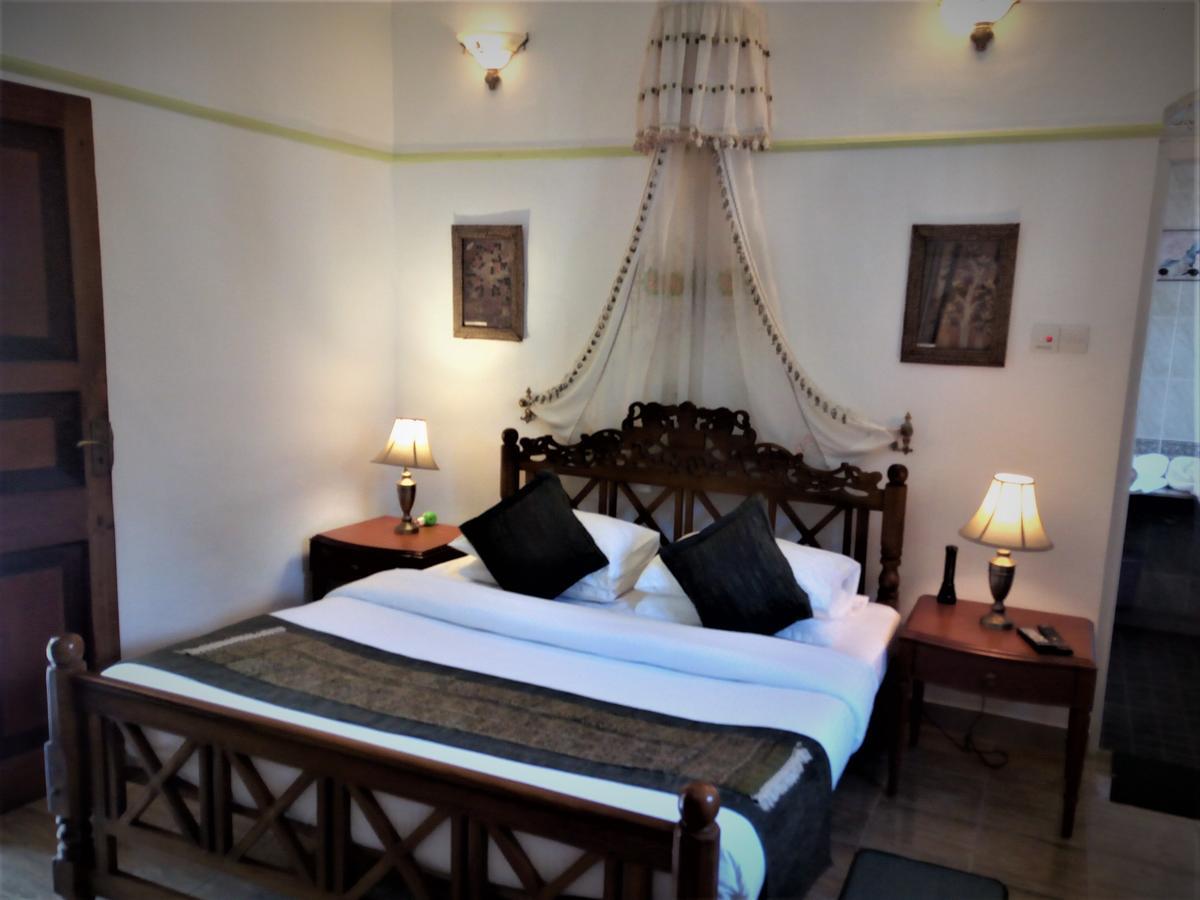 Готель Manor House Embulpure Екстер'єр фото