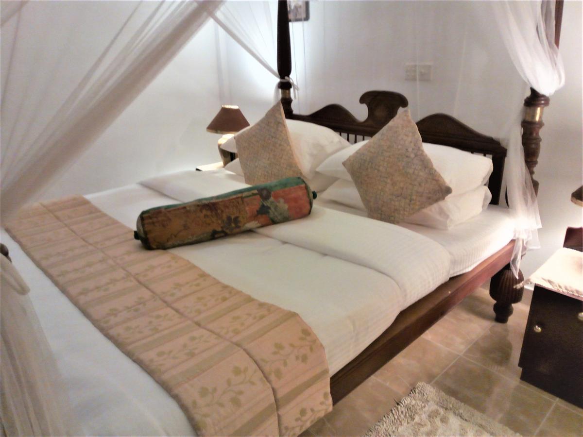 Готель Manor House Embulpure Екстер'єр фото