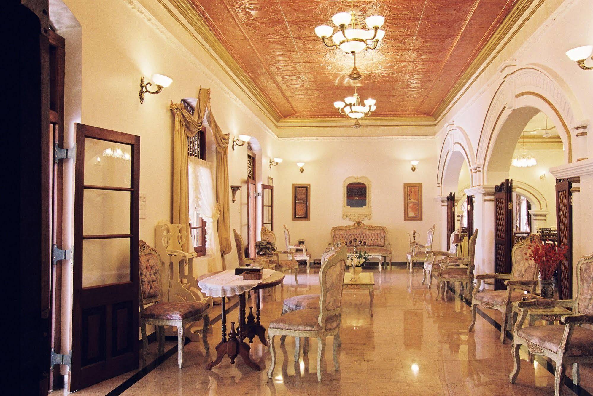 Готель Manor House Embulpure Екстер'єр фото